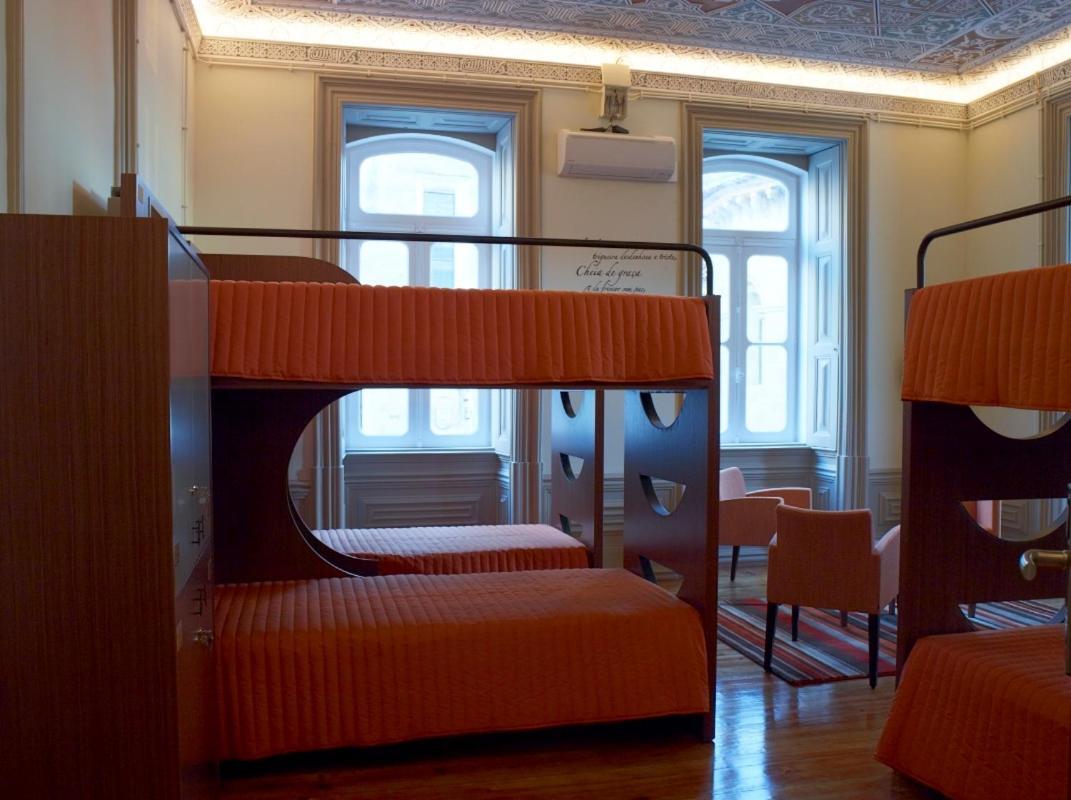 Serenata Hotel & Hostel Коимбра Экстерьер фото