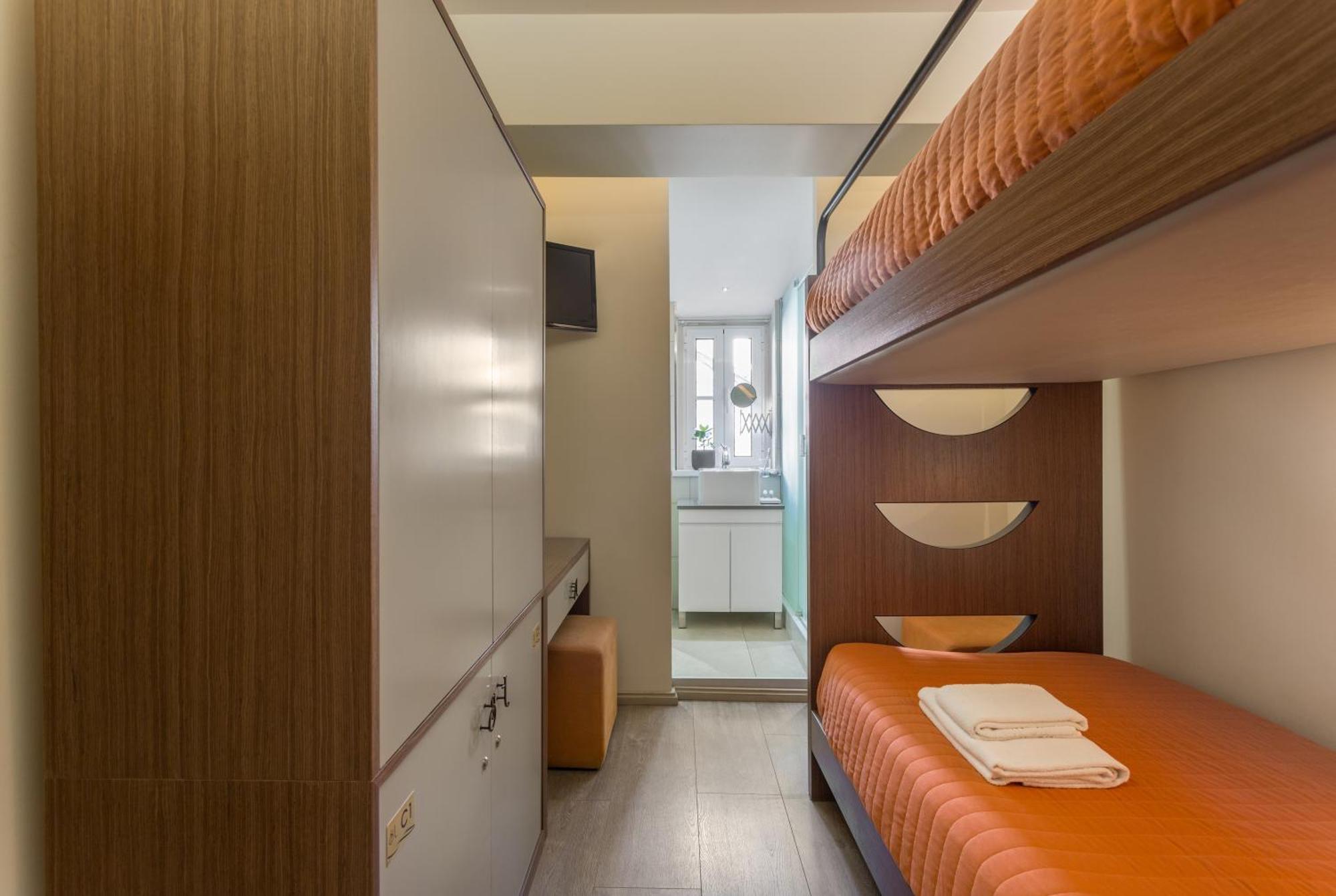 Serenata Hotel & Hostel Коимбра Экстерьер фото
