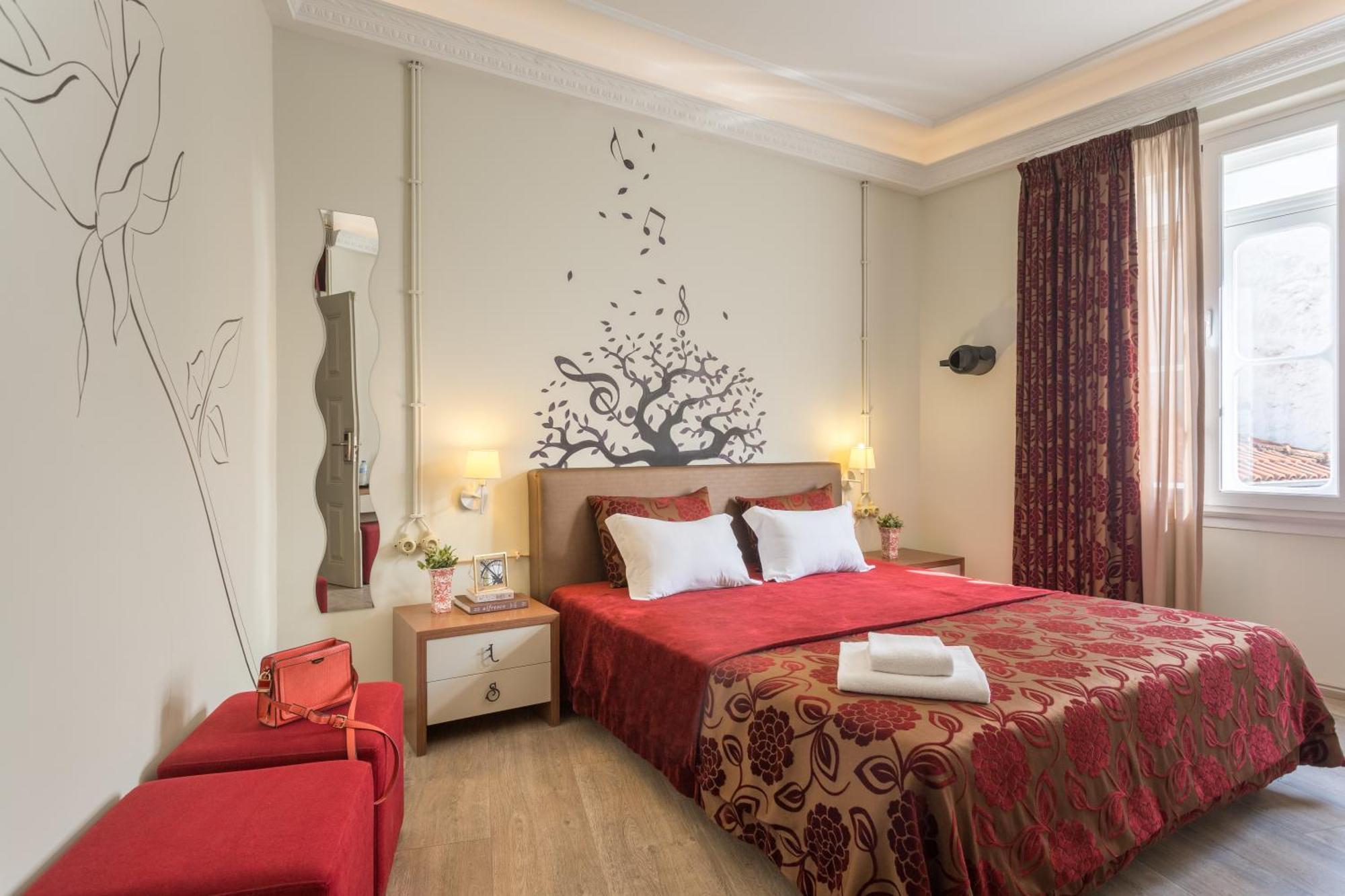 Serenata Hotel & Hostel Коимбра Экстерьер фото