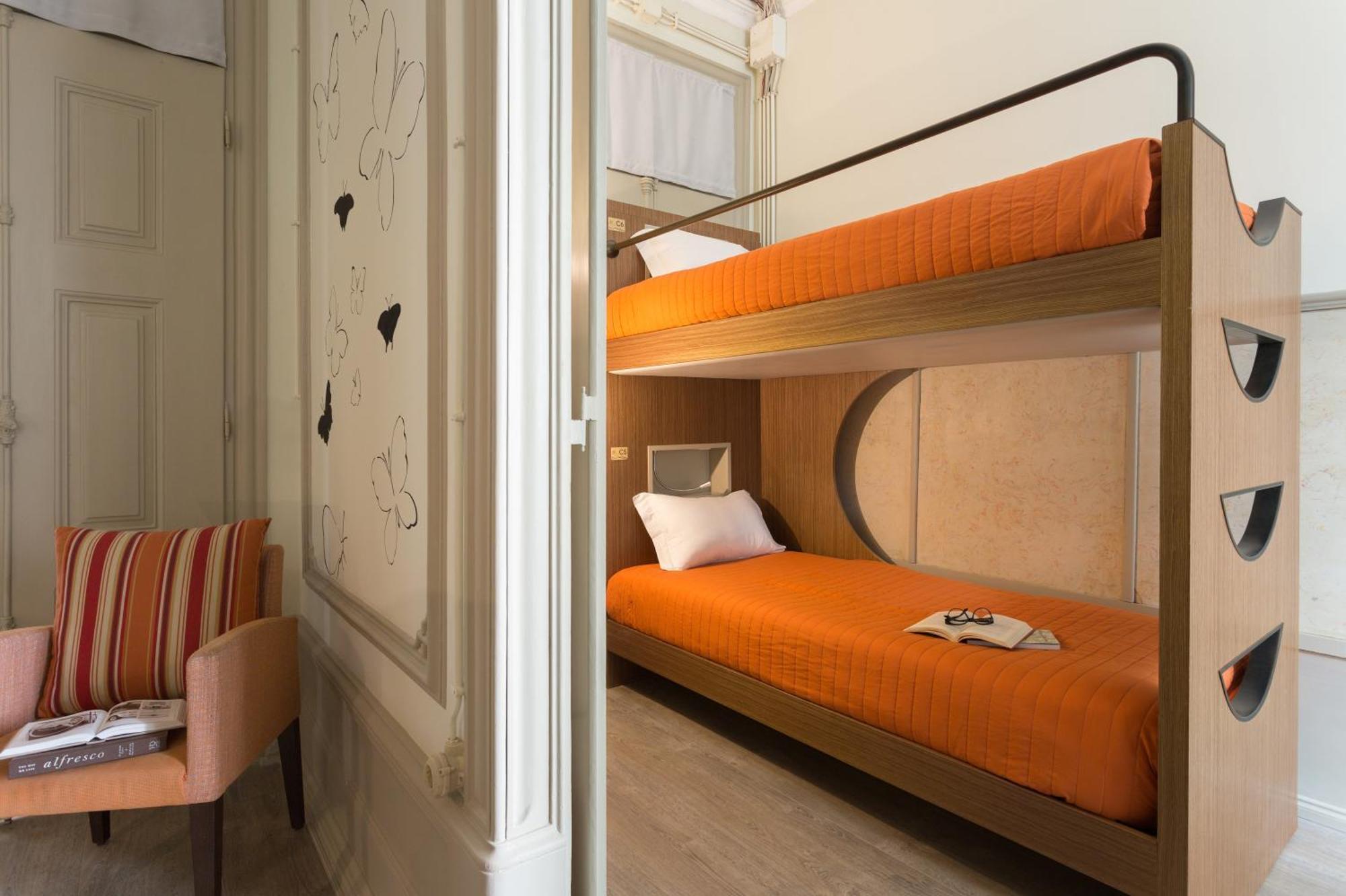 Serenata Hotel & Hostel Коимбра Экстерьер фото